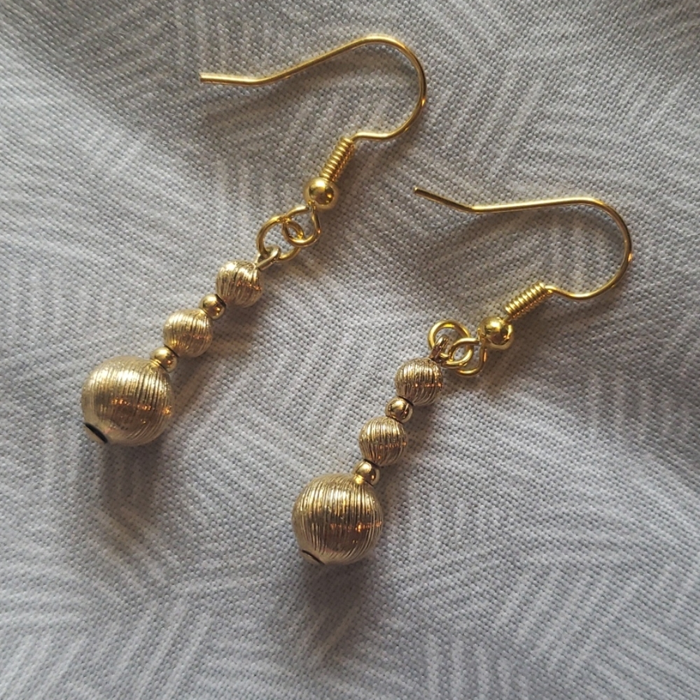 Vintage gold dress earrings